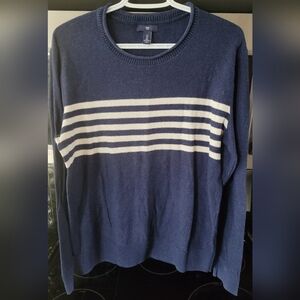 GAP Men's Navy and White Striped Crewneck Sweater